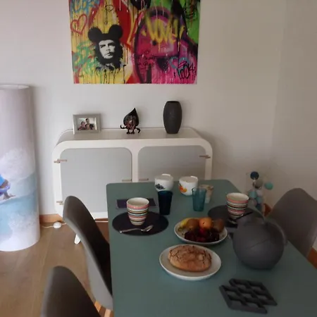 Bed & Breakfast Surf Design